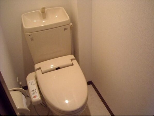 メゾンショウエイの物件内観写真